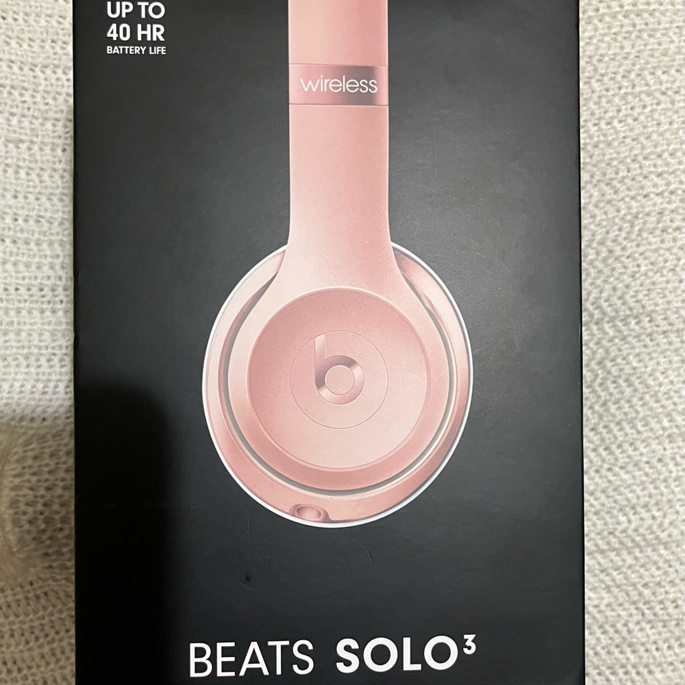 Beats SOLO3 Wireless Bluetooth Headphones
